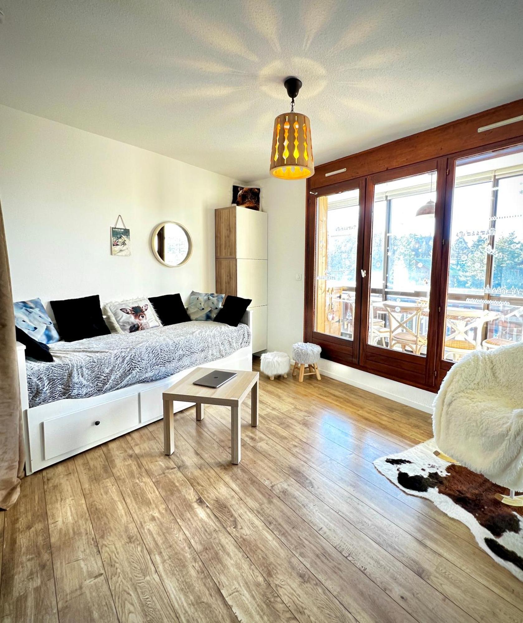 La Joue Du Loup, Aux Pieds Des Pistes Et Vue Sur Montagnes Apartment Exterior photo