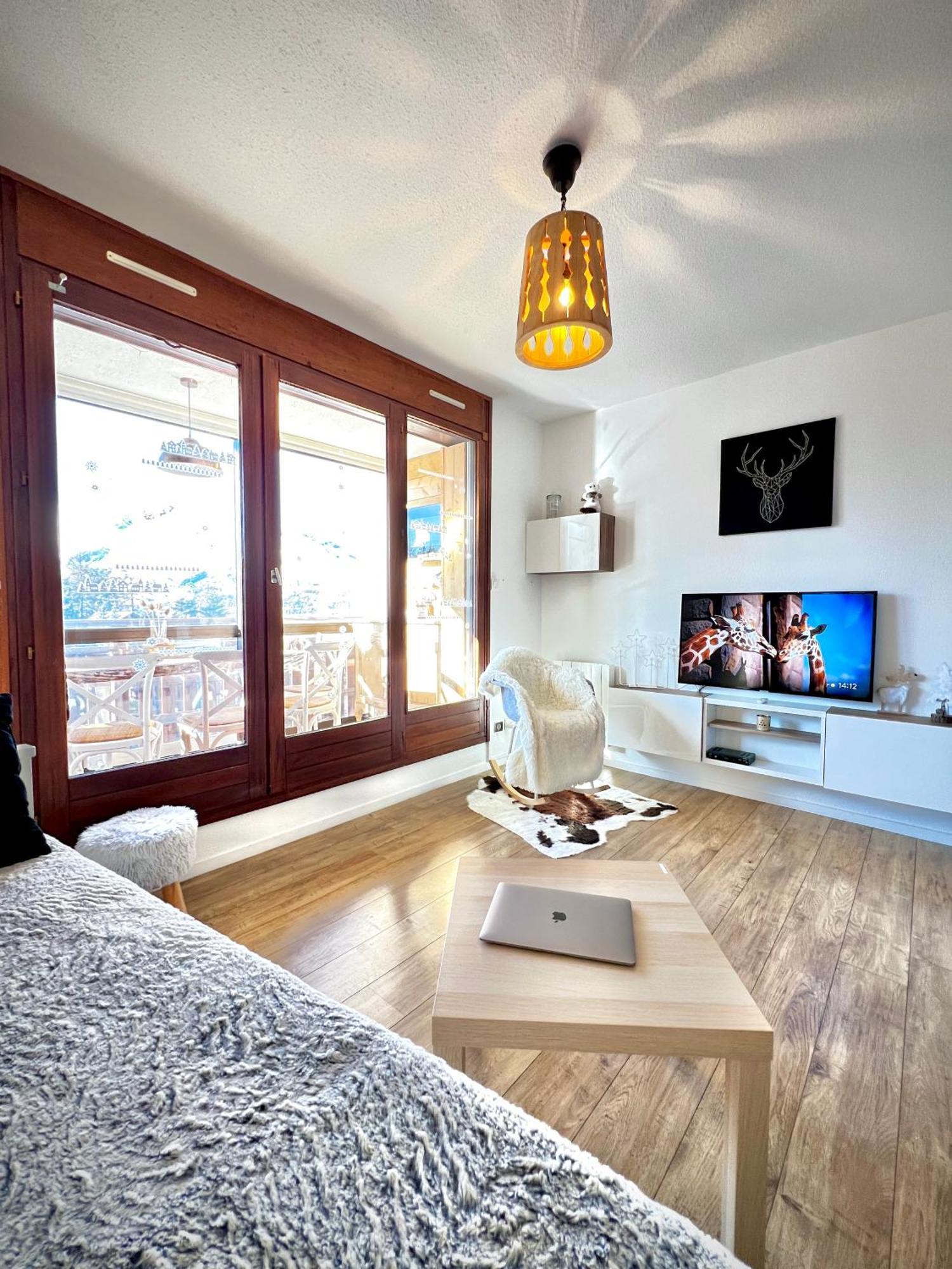 La Joue Du Loup, Aux Pieds Des Pistes Et Vue Sur Montagnes Apartment Exterior photo